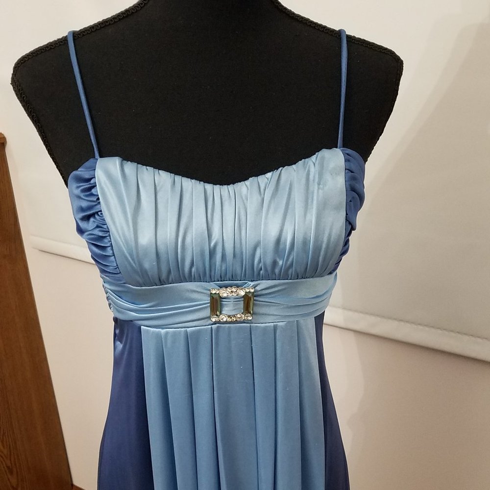 Elegant Blue Formal Dress